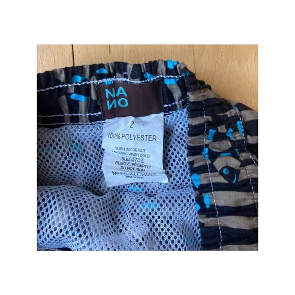 Nano Swim Trunks with Fish Print Boys 2T - runs big at waist! - Picture 3 of 3